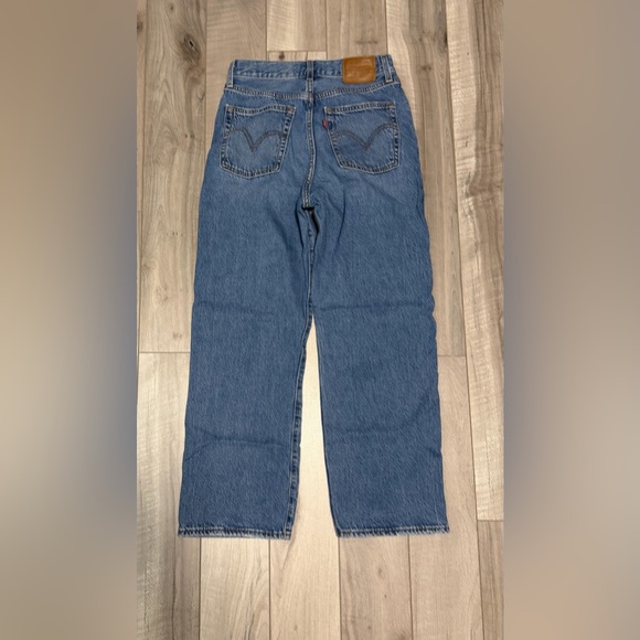 Levi's Ribcage Straight Jean - Picture 3 of 5